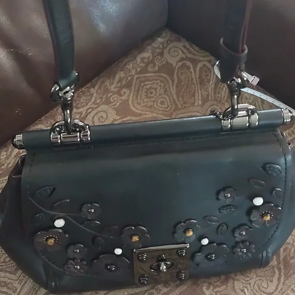 Coach Tea Rose Bag - Picture 5 of 9